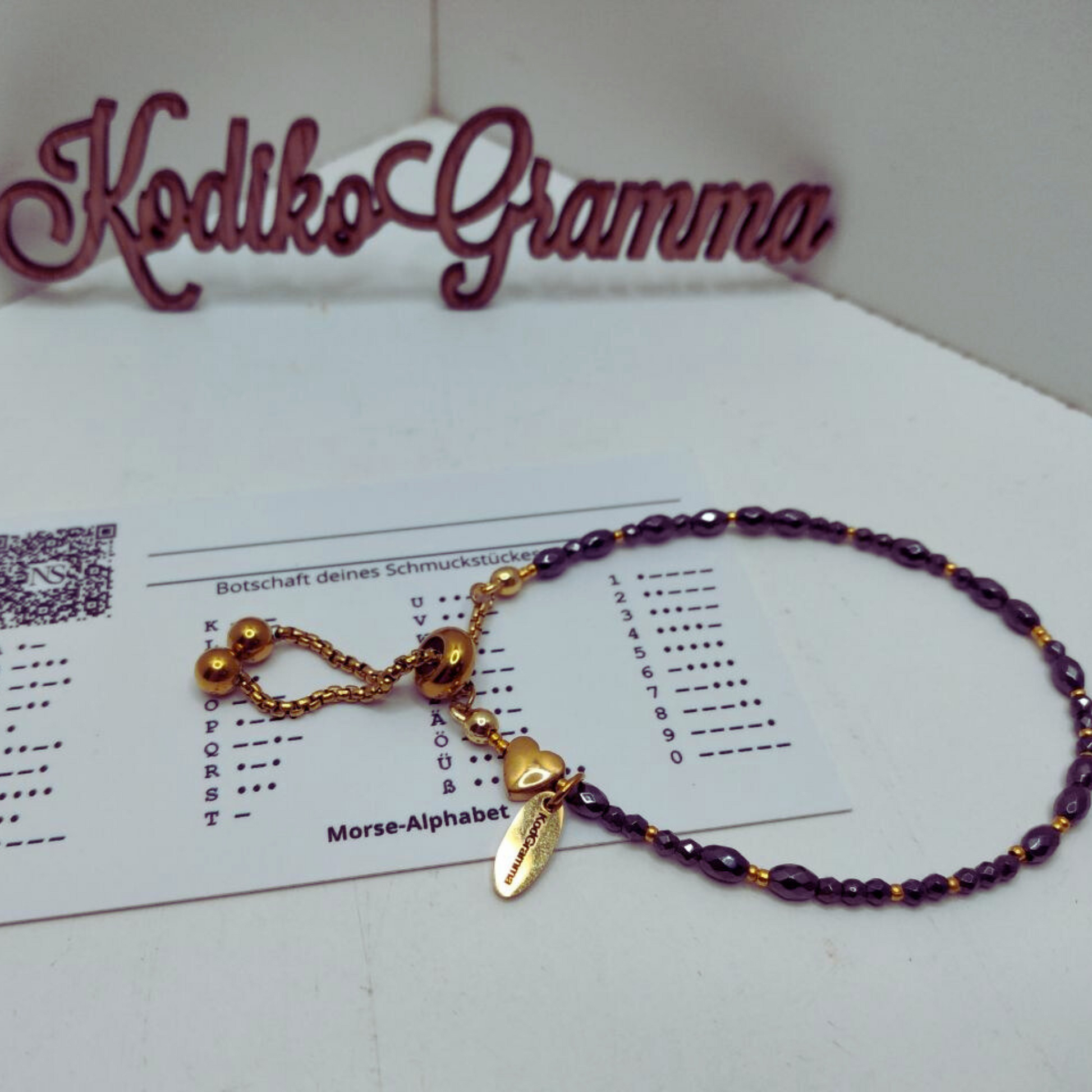 Handgemachtes Armband mit Morsecode „Du bist mein Glück“. Edelstahlverschluss, Geschenkverpackung, geheimnisvolle Botschaft. Kodikogramm Schmuck entdecken!