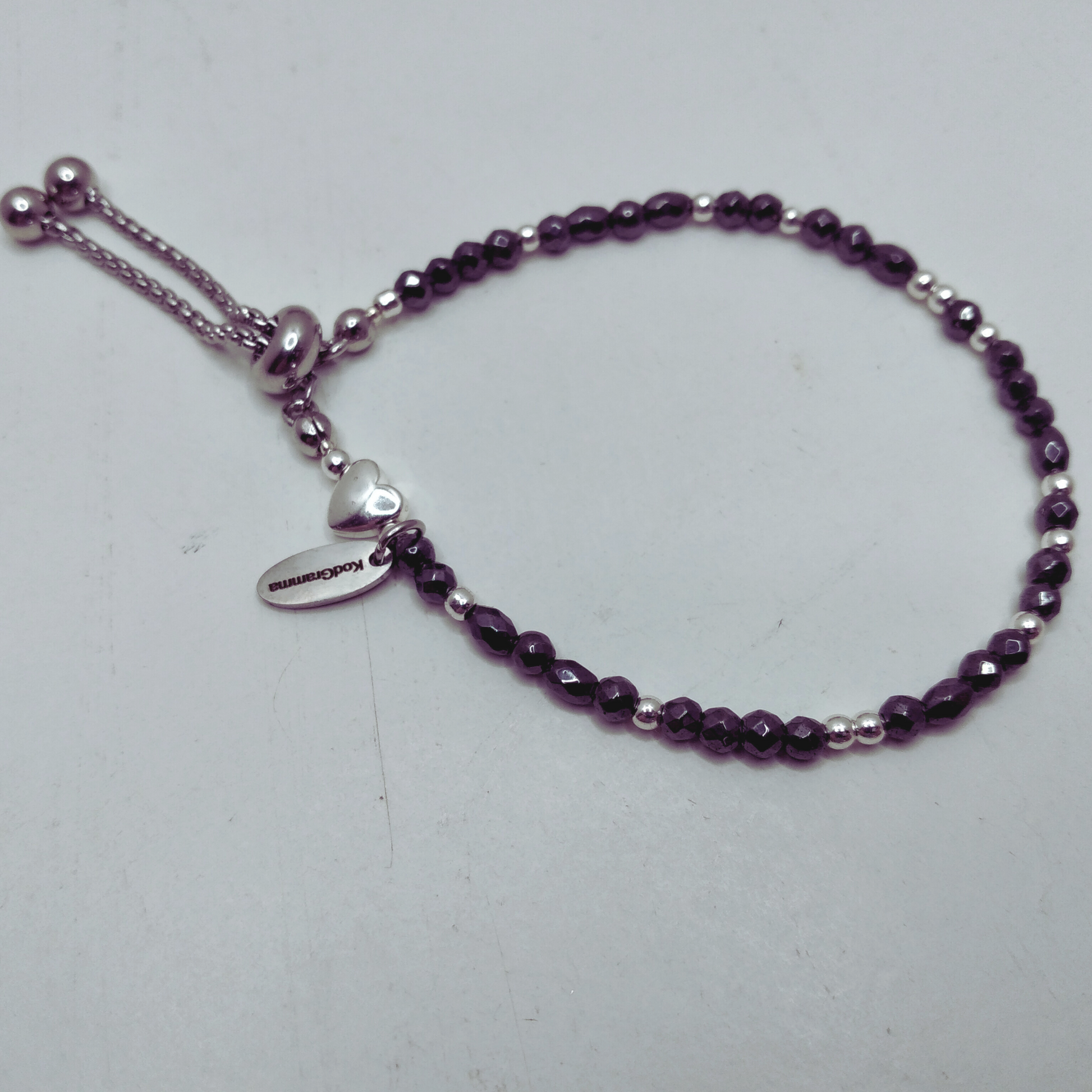 Armband Kodikogramm Ich liebe dich mit Morsecode-Perlen und Kettenverschluss