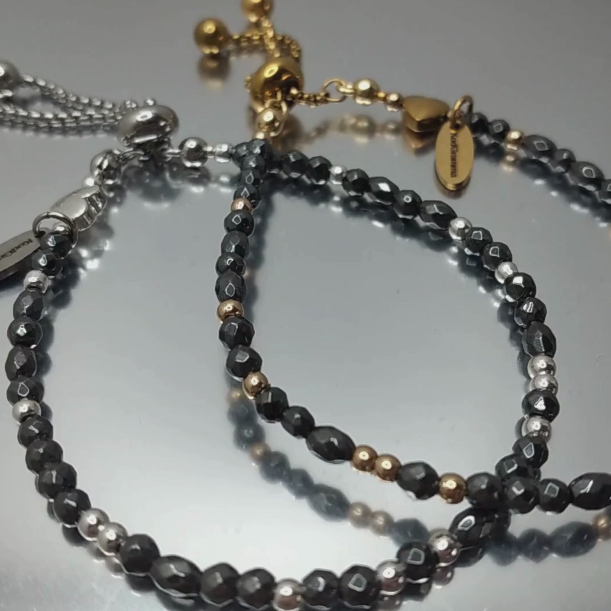 Armband Kodikogramm Ich liebe dich mit Morsecode-Perlen und Kettenverschluss